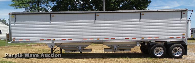 image for item DH9338 2004 Timpte double hopper grain trailer