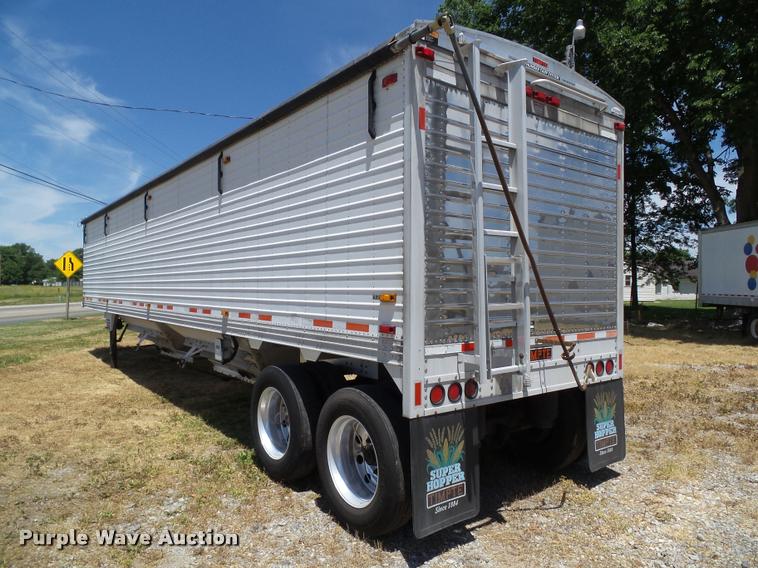 image for item DH9338 2004 Timpte double hopper grain trailer