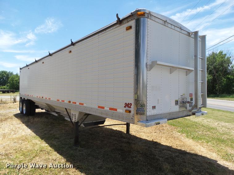 image for item DH9338 2004 Timpte double hopper grain trailer