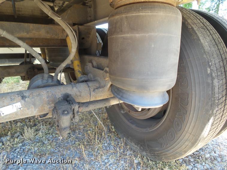 image for item DH9338 2004 Timpte double hopper grain trailer