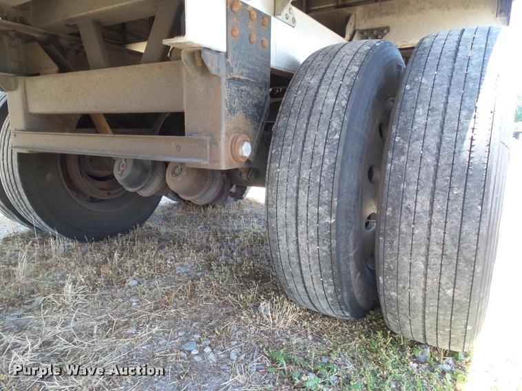 image for item DH9338 2004 Timpte double hopper grain trailer