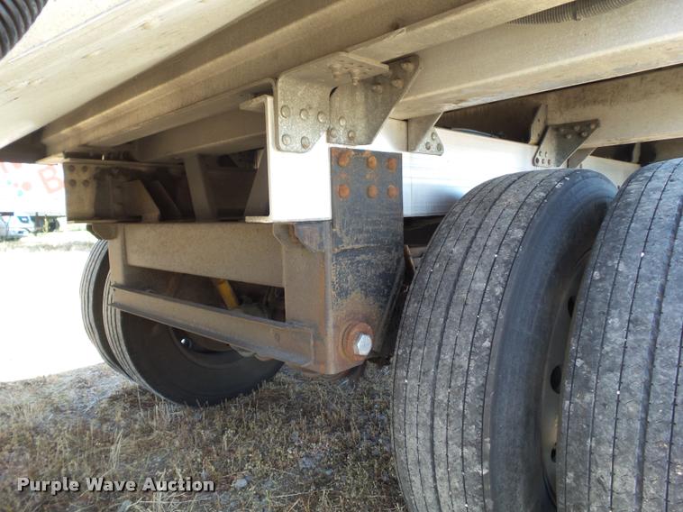 image for item DH9338 2004 Timpte double hopper grain trailer