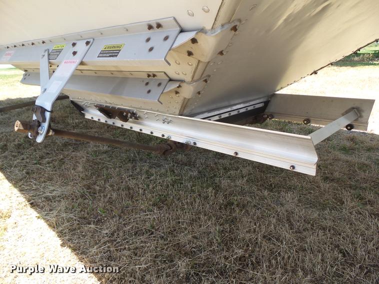 image for item DH9338 2004 Timpte double hopper grain trailer