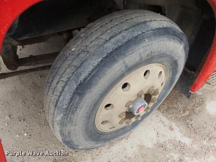 image for item DH9634 1993 Mack CH613 semi truck