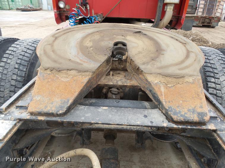 image for item DH9634 1993 Mack CH613 semi truck