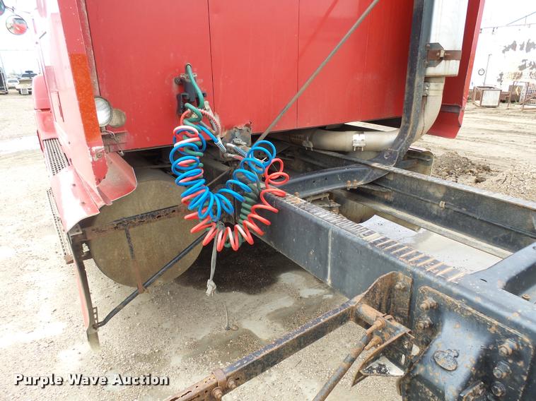 image for item DH9634 1993 Mack CH613 semi truck