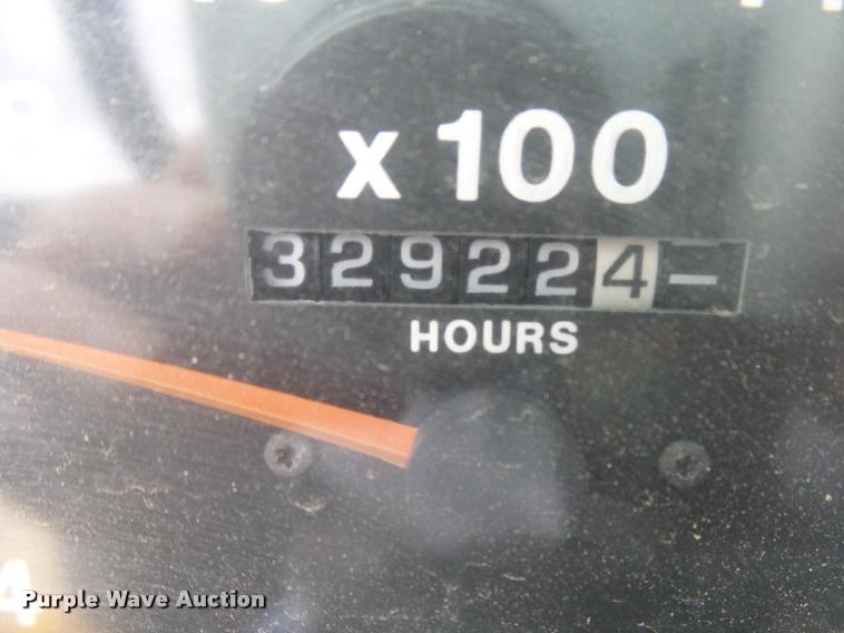 image for item DH9634 1993 Mack CH613 semi truck