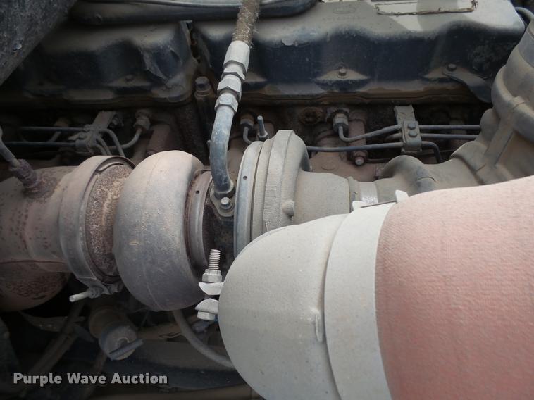 image for item DH9634 1993 Mack CH613 semi truck