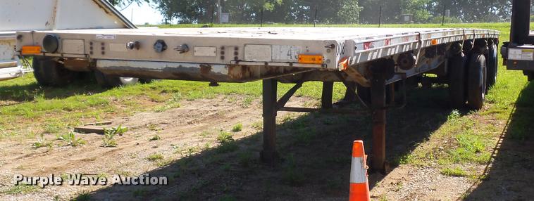 image for item DJ9510 1994 Transcraft flatbed trailer