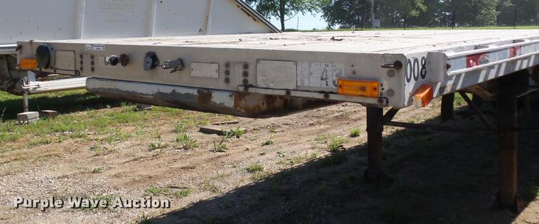 image for item DJ9510 1994 Transcraft flatbed trailer