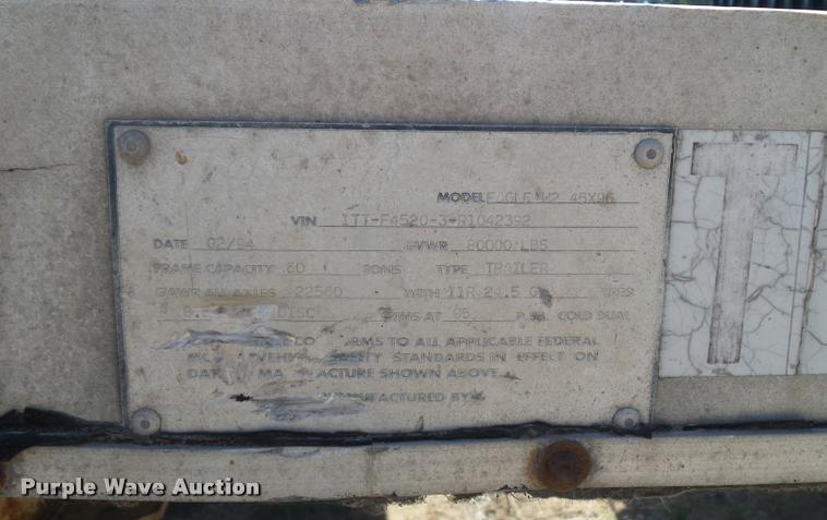 image for item DJ9510 1994 Transcraft flatbed trailer