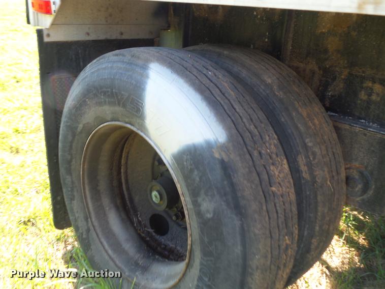 image for item DJ9510 1994 Transcraft flatbed trailer