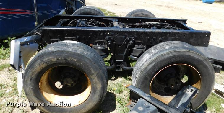 image for item DM9489 Kenworth T600 frame and axles