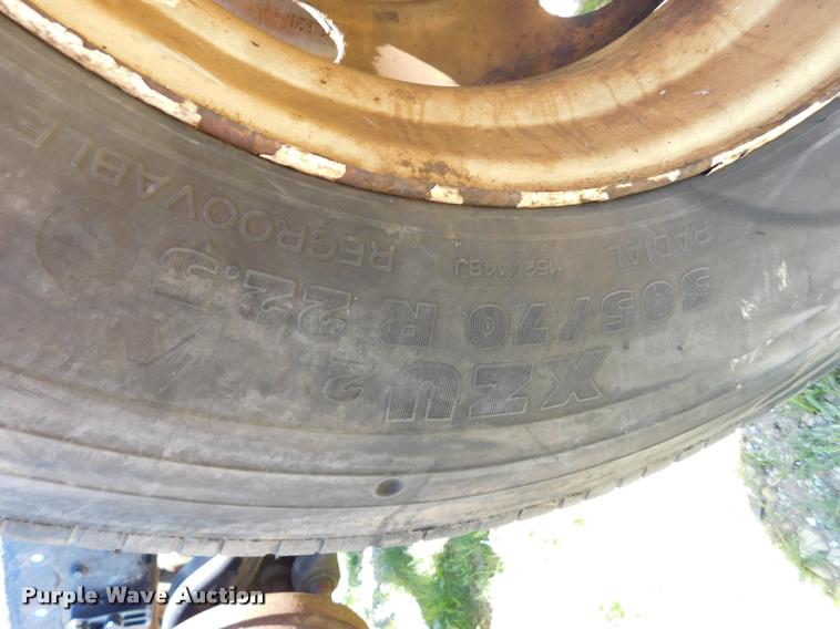 image for item DM9489 Kenworth T600 frame and axles