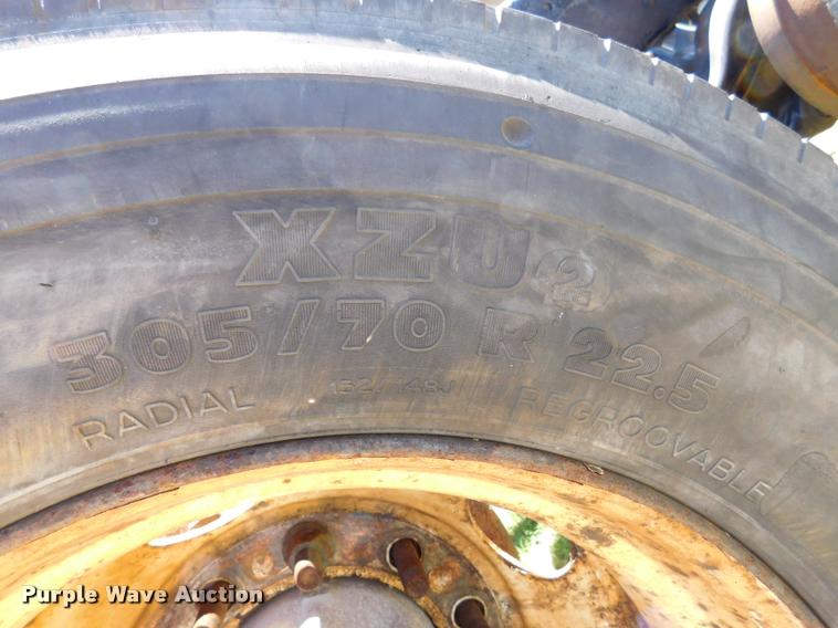 image for item DM9489 Kenworth T600 frame and axles