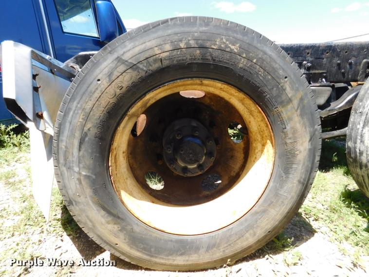 image for item DM9489 Kenworth T600 frame and axles