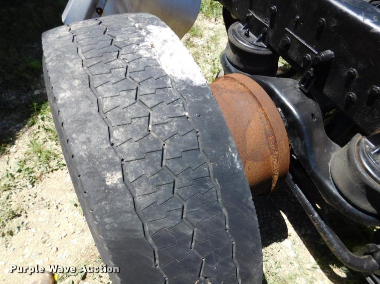 image for item DM9489 Kenworth T600 frame and axles