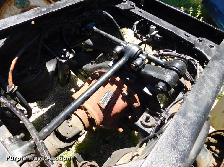 image for item DM9489 Kenworth T600 frame and axles