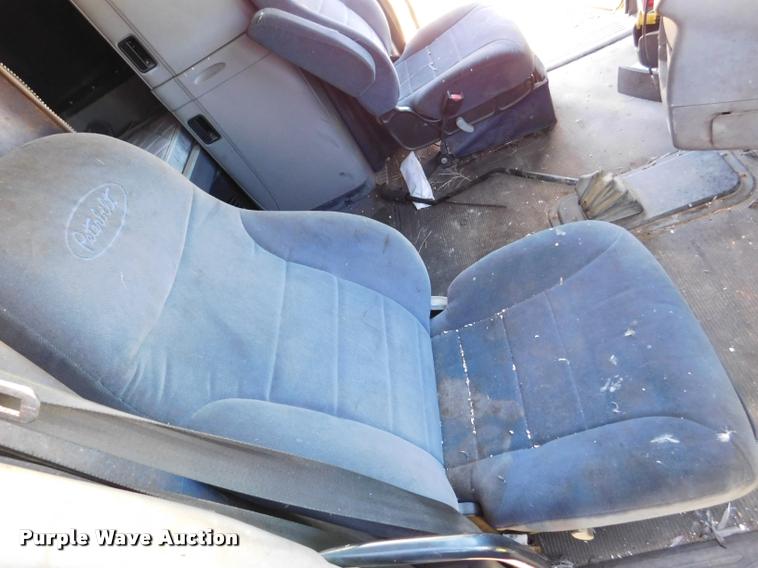 image for item DM9490 2005 Peterbilt 387 cab