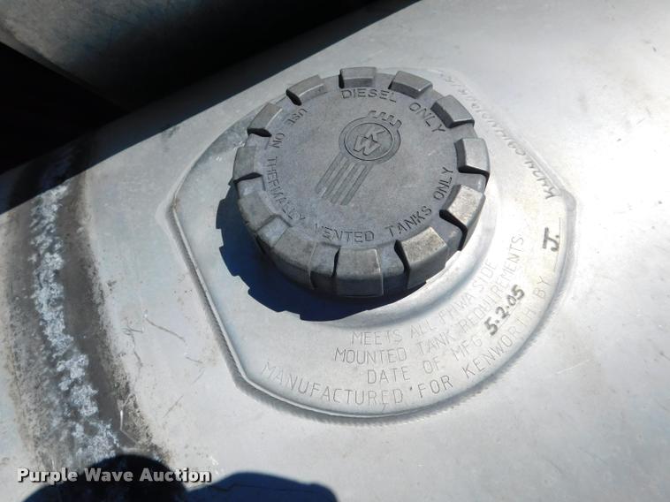 image for item DM9492 (2) 150 gallon fuel tanks