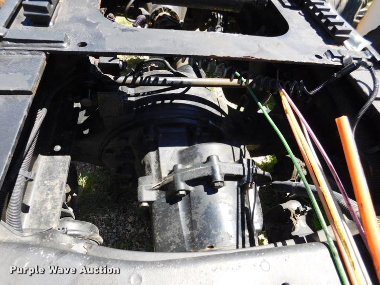 image for item DM9497 Peterbilt 385 frame and axles