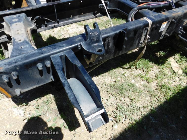 image for item DM9497 Peterbilt 385 frame and axles