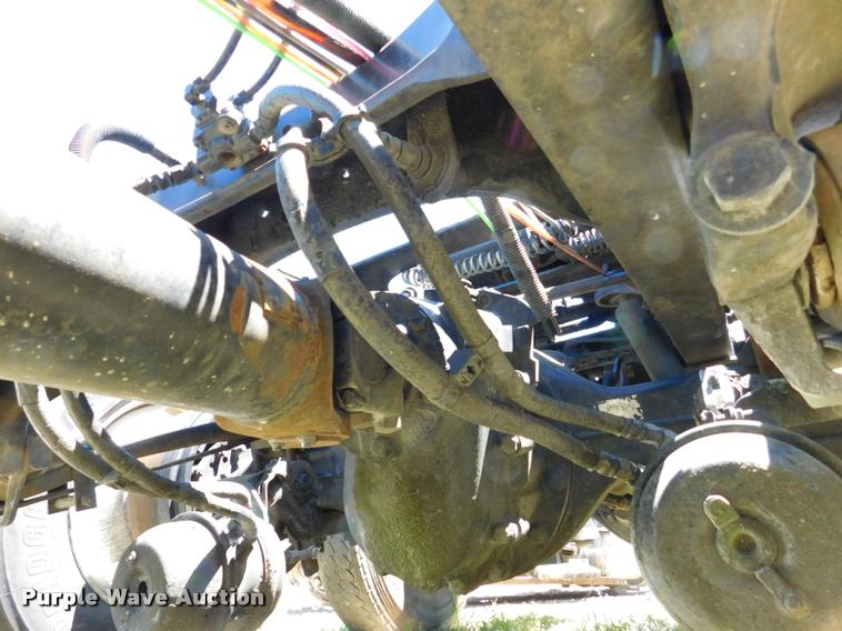 image for item DM9497 Peterbilt 385 frame and axles