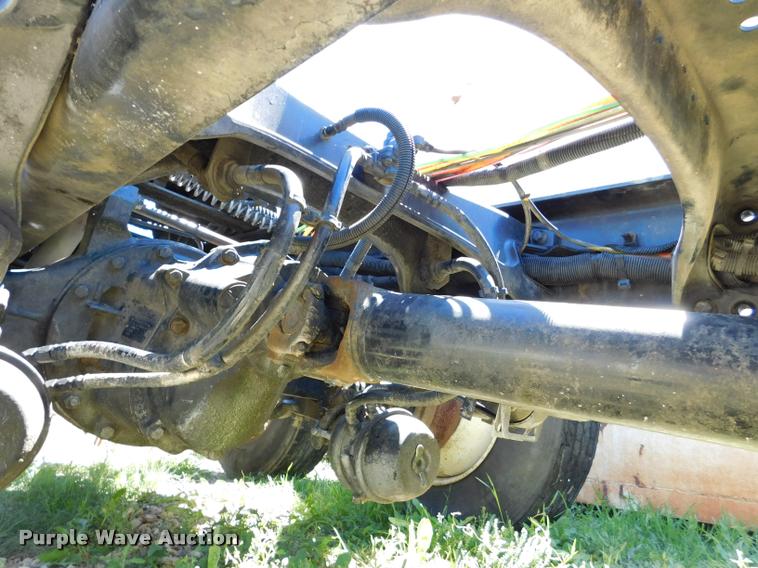 image for item DM9497 Peterbilt 385 frame and axles