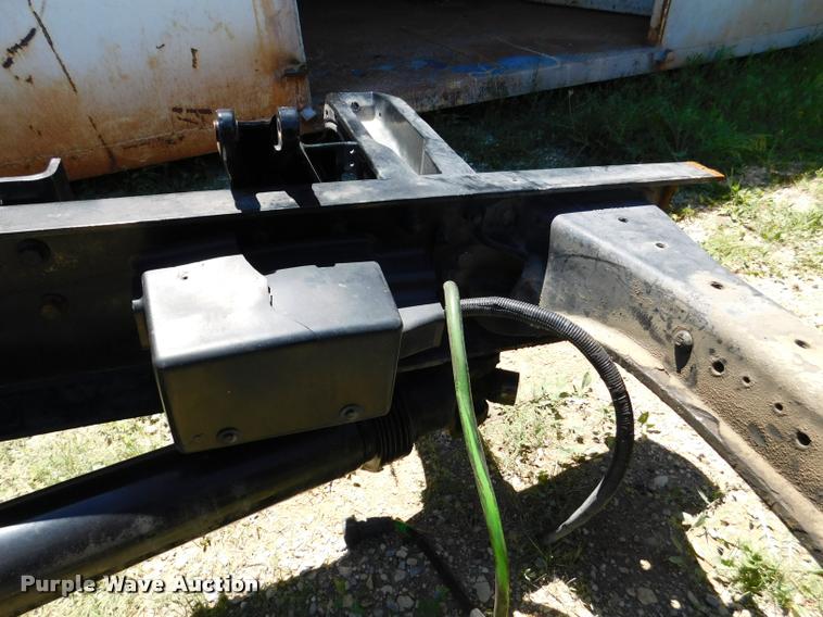 image for item DM9497 Peterbilt 385 frame and axles