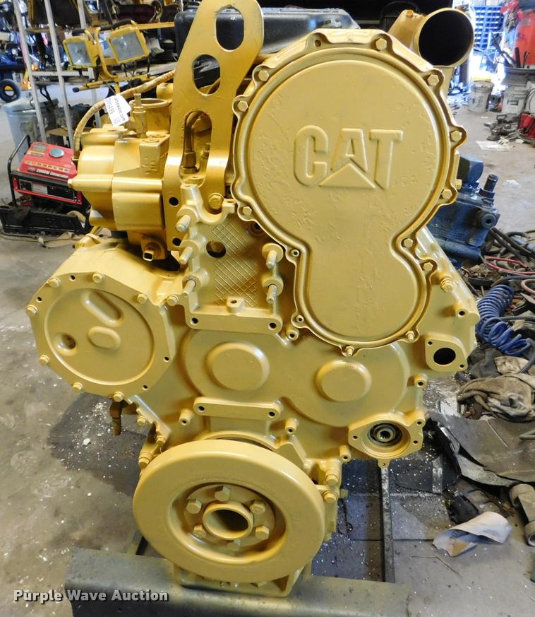 image for item DM9499 Caterpillar C15 Acert six cylinder diesel engine