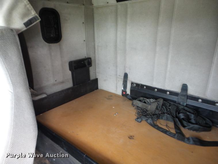 image for item J8625 1995 Freightliner FLD semi truck