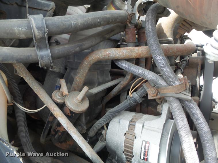 image for item K7614 1997 International 8100 semi truck