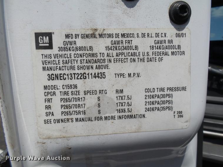 image for item AZ9431 2002 Chevrolet Avalanche 1500 Z66 Crew Cab pickup truck