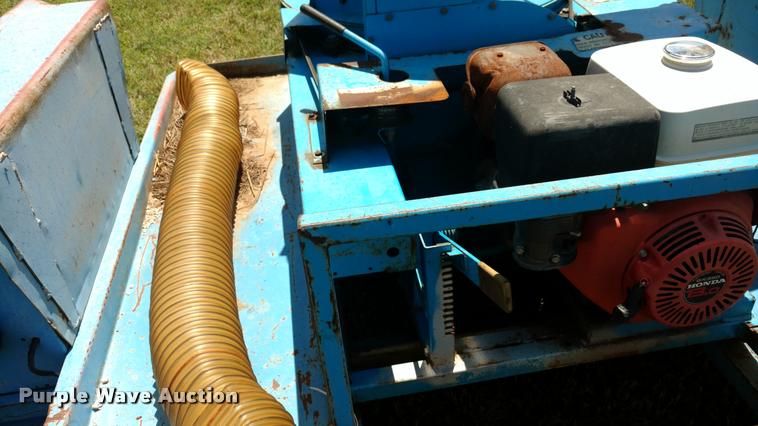 image for item BU9978 Goossen BCG3 bale chopper