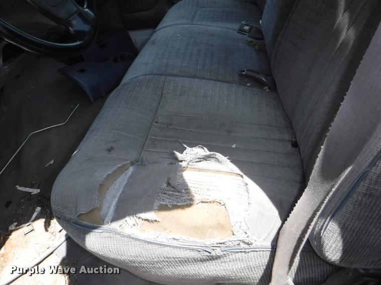 image for item CA9614 1994 Ford F450 Super Duty XL cab and chassis