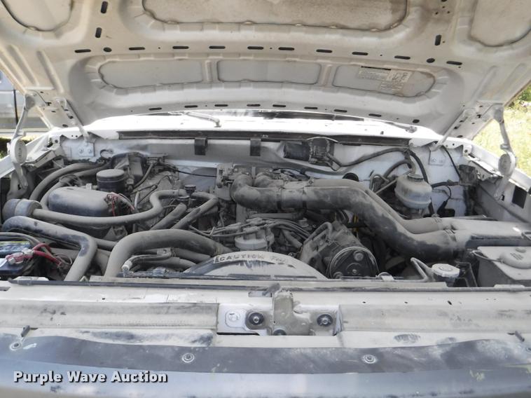 image for item CA9614 1994 Ford F450 Super Duty XL cab and chassis