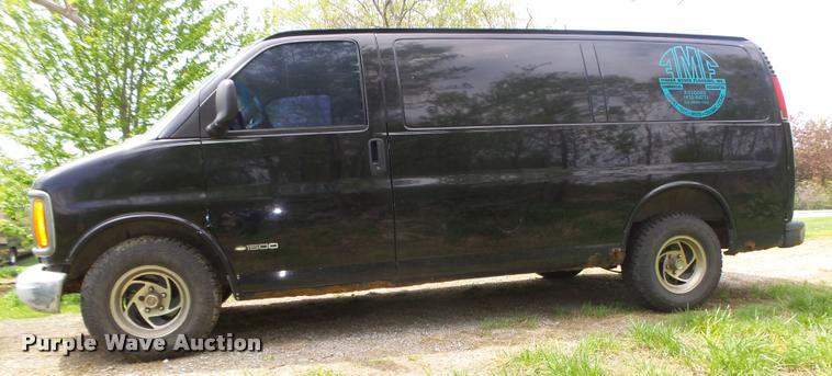image for item DA0664 1998 Chevrolet Express 1500 Cargo van