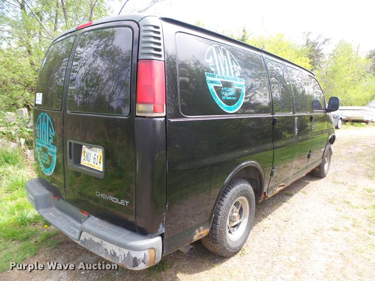 image for item DA0664 1998 Chevrolet Express 1500 Cargo van