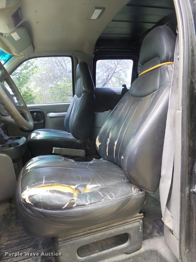 image for item DA0664 1998 Chevrolet Express 1500 Cargo van