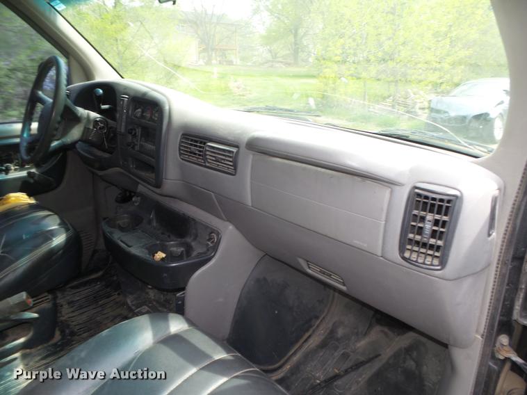 image for item DA0664 1998 Chevrolet Express 1500 Cargo van