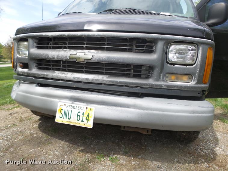 image for item DA0664 1998 Chevrolet Express 1500 Cargo van