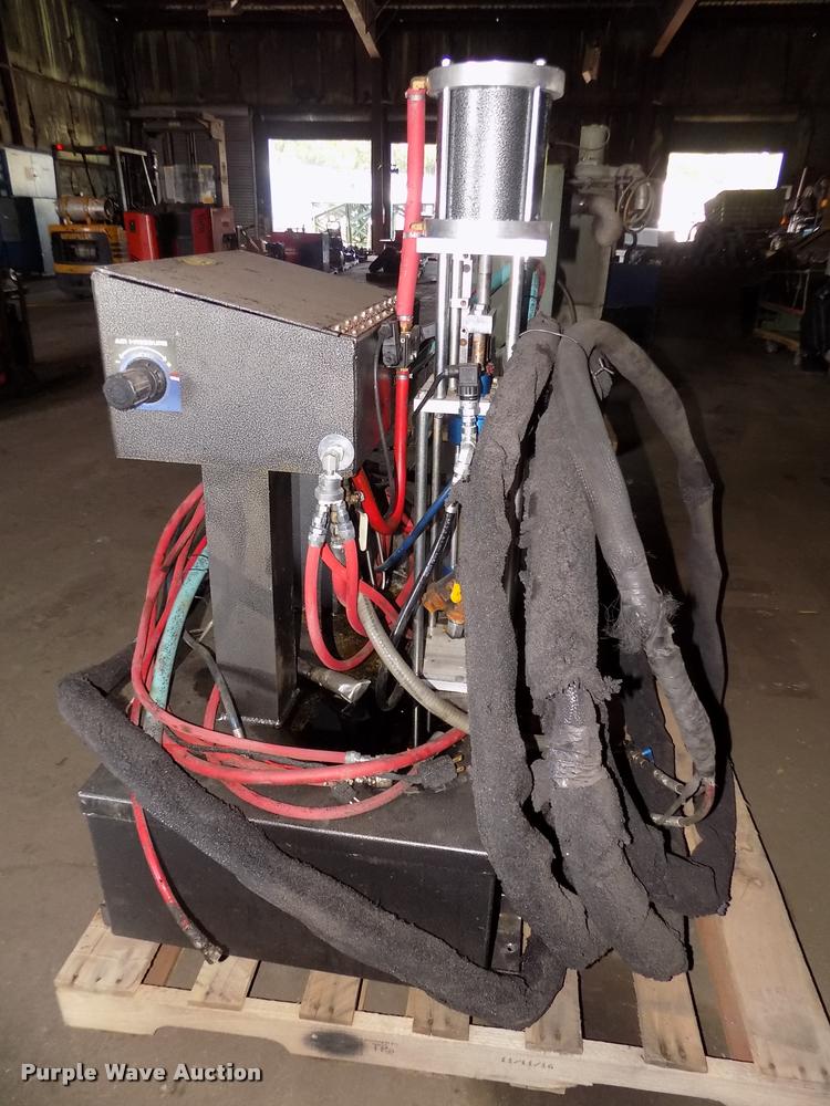 Ultimate Linings ULAD6000 bed liner spray on unit in Omaha, NE Item