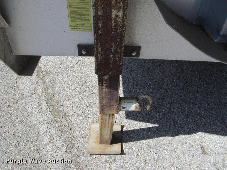 image for item DA1014 1997 Featherlite 4930 enclosed cargo trailer