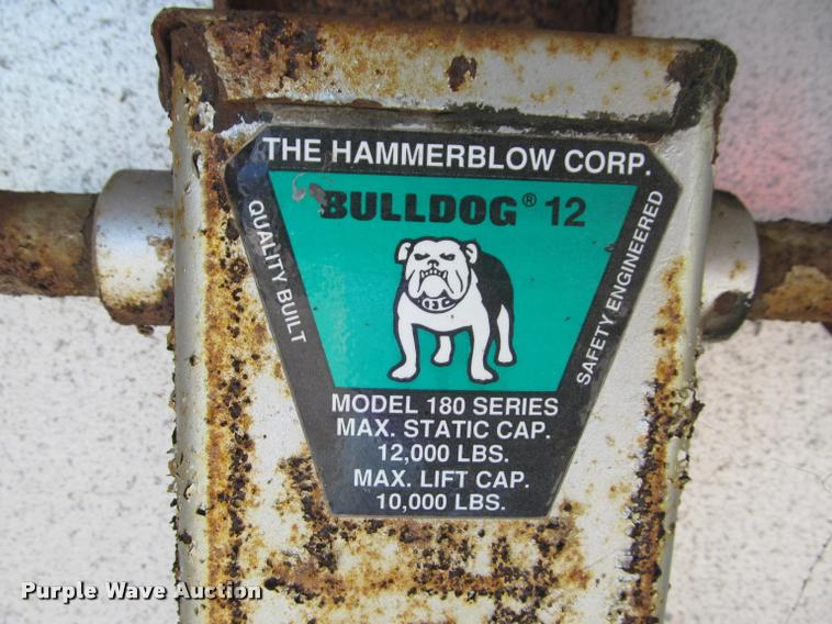 image for item DA1014 1997 Featherlite 4930 enclosed cargo trailer