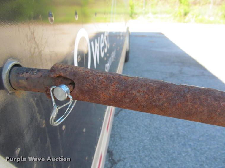 image for item DA1014 1997 Featherlite 4930 enclosed cargo trailer