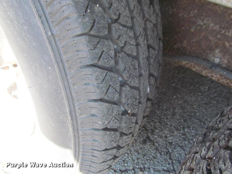 image for item DA1014 1997 Featherlite 4930 enclosed cargo trailer