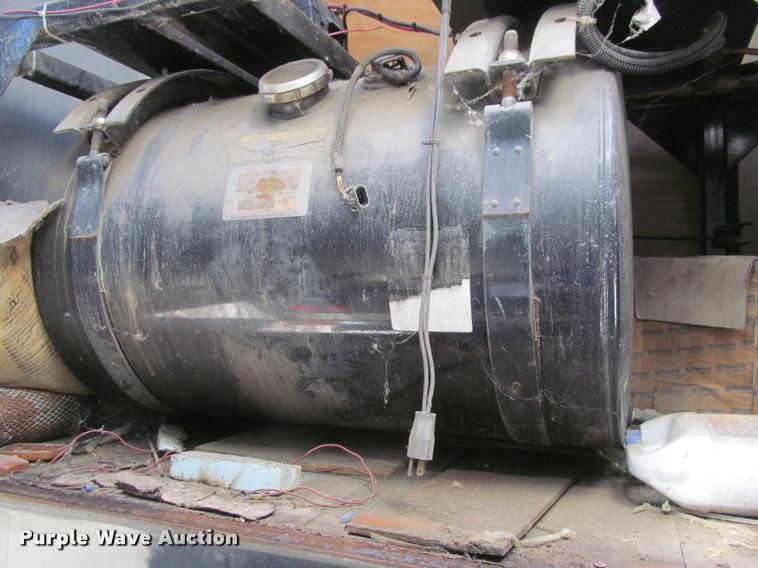 image for item DA1015 2001 Kard SDTA-80K-53 single expandable display trailer