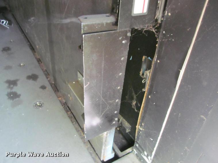 image for item DA1015 2001 Kard SDTA-80K-53 single expandable display trailer