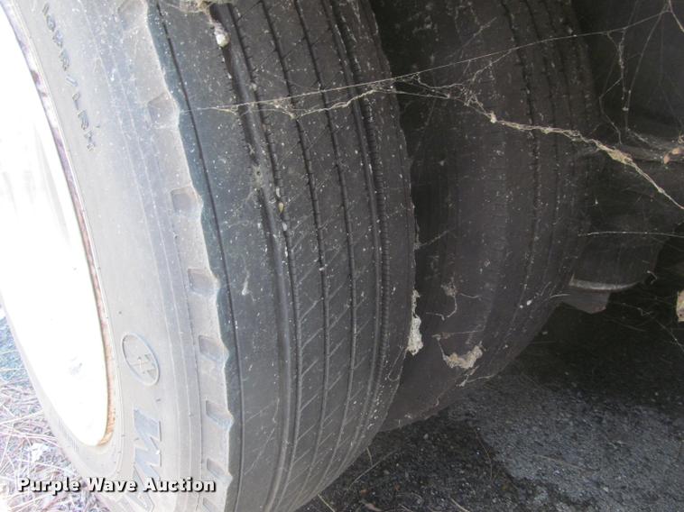 image for item DA1015 2001 Kard SDTA-80K-53 single expandable display trailer