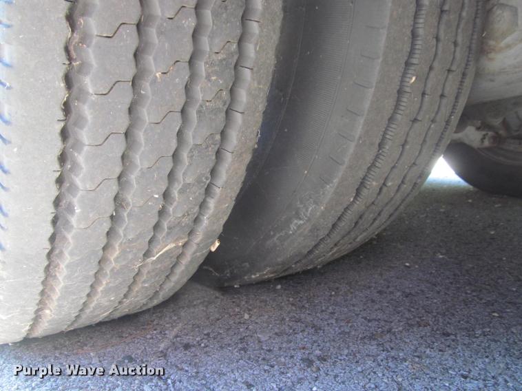 image for item DA1016 2001 Kard-Craftsmen SDTA-55K-53 double expandable display trailer